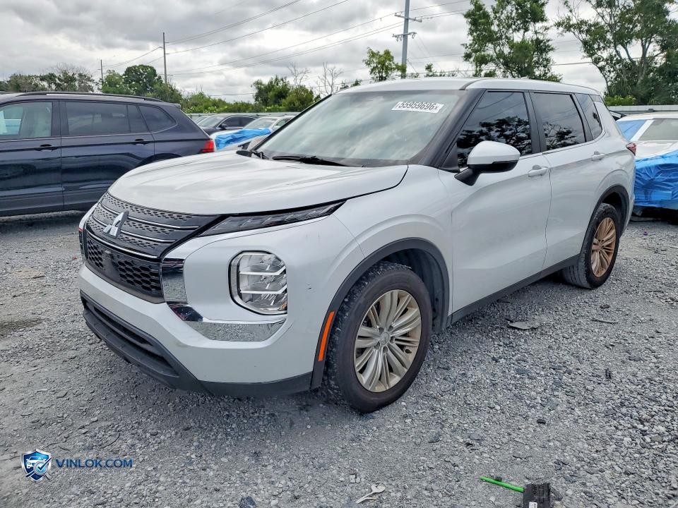 2024 MITSUBISHI OUTLANDER ES – Lot 55959696 auction photo