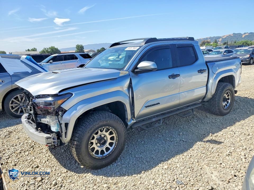 2024 TOYOTA TACOMA TRD SPORT – Lot 56067966 auction photo