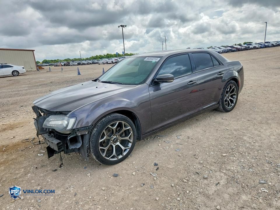 2015 CHRYSLER 300 S – Lot 56093316 auction photo