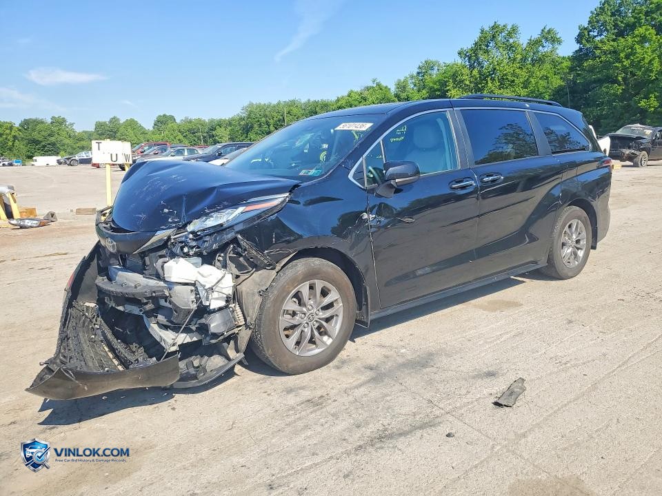 2023 TOYOTA SIENNA XLE – Lot 56101436 auction photo