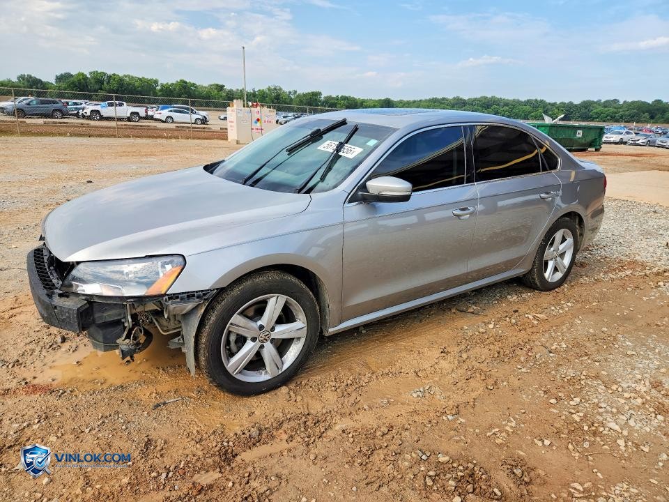 2013 VOLKSWAGEN PASSAT SE – Lot 56157556 auction photo
