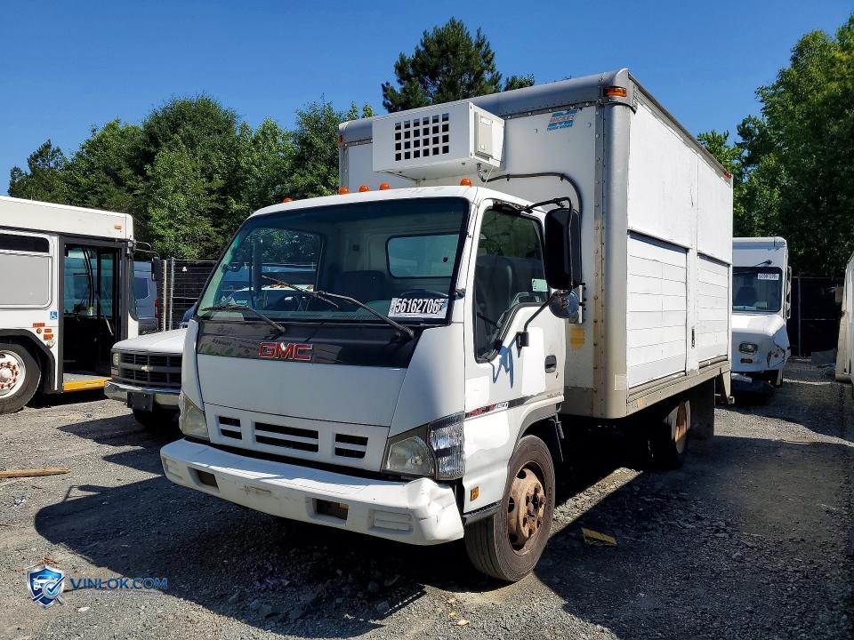 2007 GMC W4 REFRIGERATED BOX TRUCK – Lot 56162706 auction photo