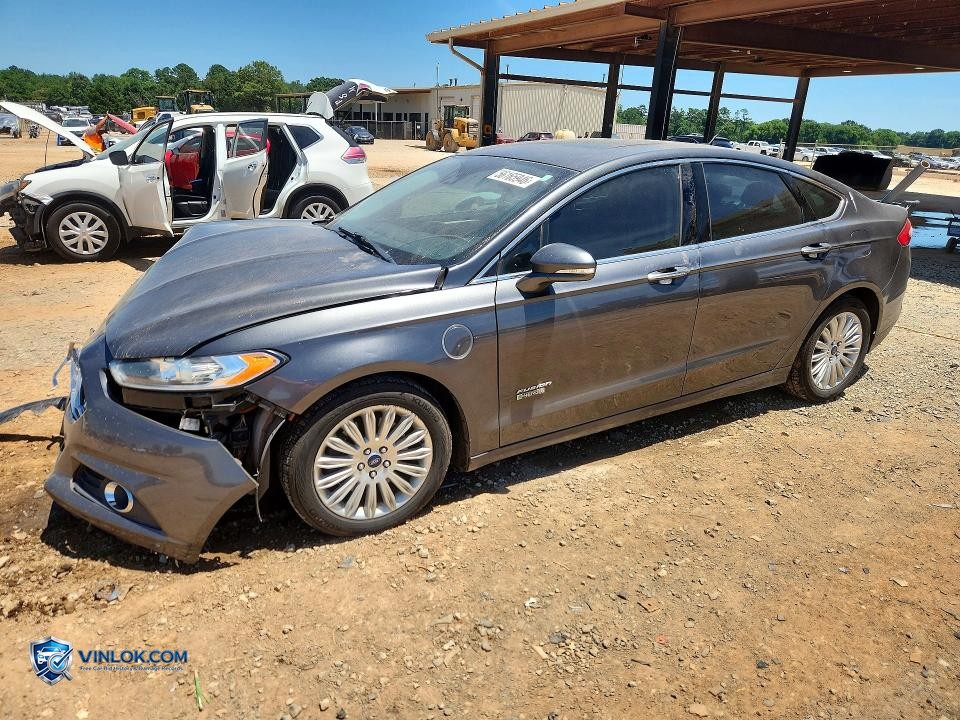 2015 FORD FUSION SE PHEV – Lot 56165946 auction photo