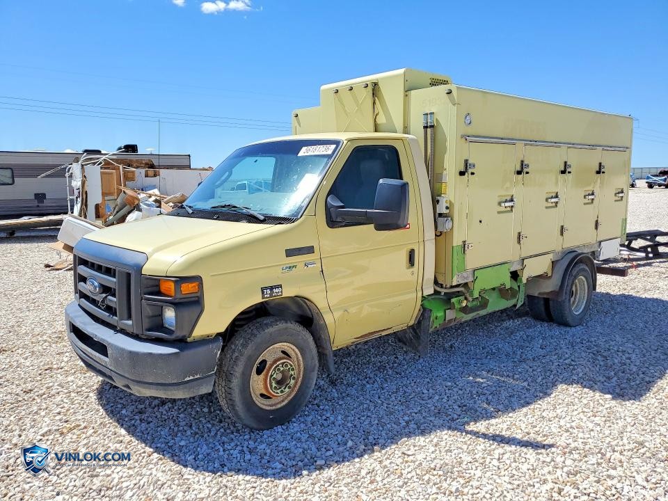 2011 FORD ECONOLINE E450 SUPER DUTY CUTAWAY VAN – Lot 56181236 auction photo