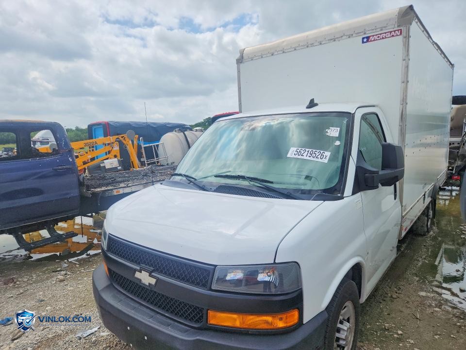 2021 CHEVROLET EXPRESS BOX TRUCK – Lot 56219526 auction photo
