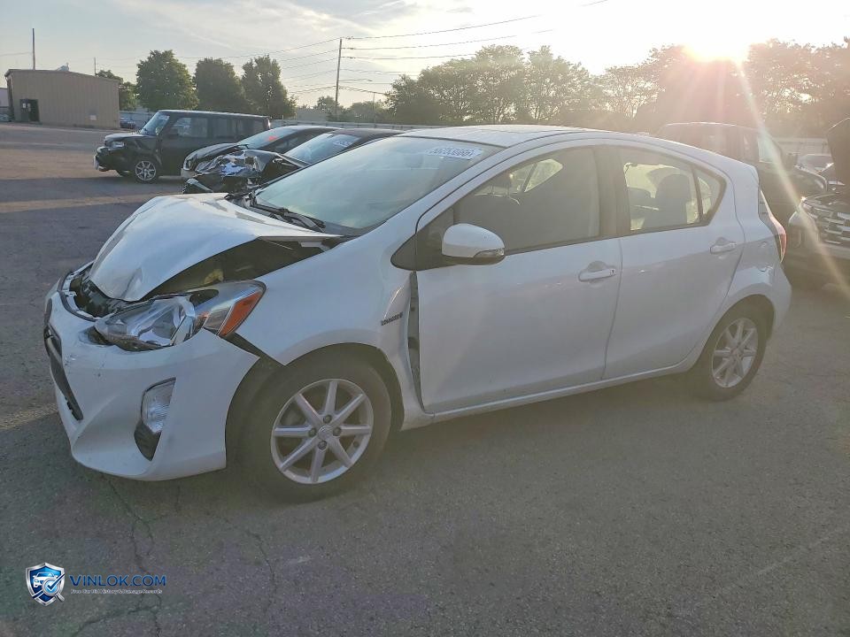 2015 TOYOTA PRIUS C THREE – Lot 56253086 auction photo