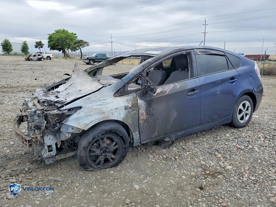 2013 TOYOTA PRIUS – Lot 56308746 auction photo