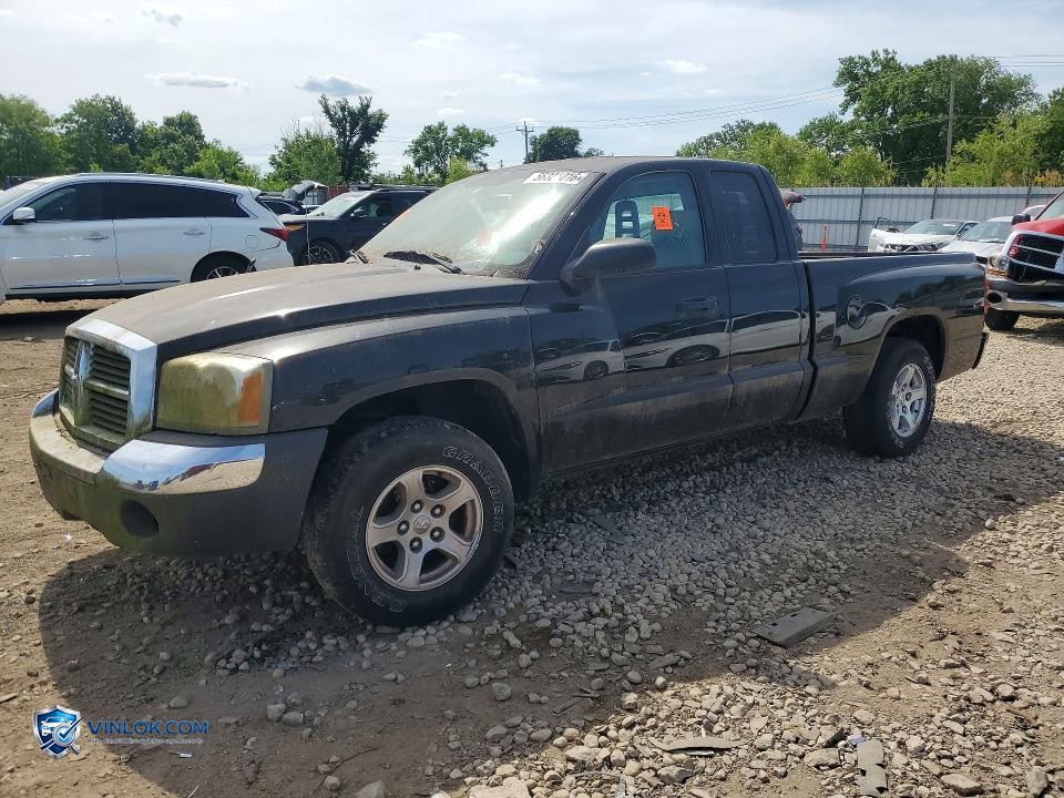 2005 DODGE DAKOTA SLT – Lot 56321016 auction photo