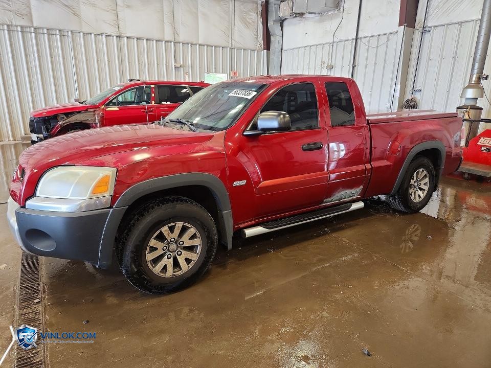 2006 MITSUBISHI RAIDER DUROCROSS – Lot 56337836 auction photo