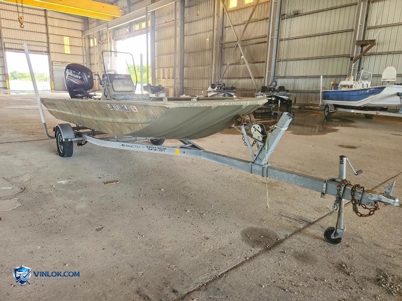 2019 TRACKER BOAT – Lot 56351496 auction photo
