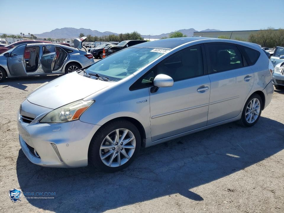 2013 TOYOTA PRIUS V FIVE – Lot 56361276 auction photo