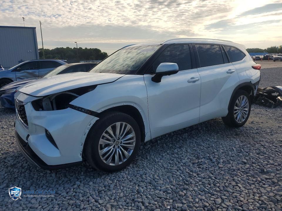 2023 TOYOTA HIGHLANDER PLATINUM – Lot 56393086 auction photo