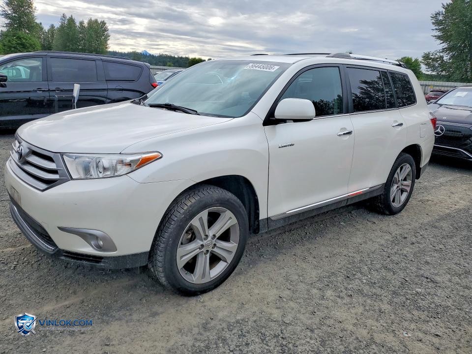 2013 TOYOTA HIGHLANDER LIMITED – Lot 56445006 auction photo