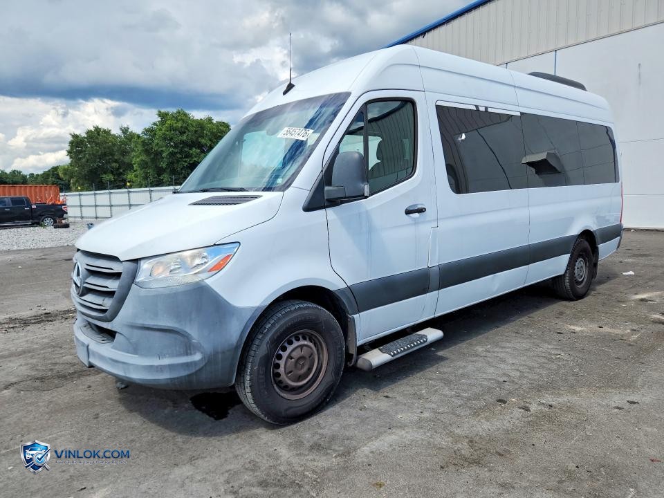 2021 MERCEDES BENZ SPRINTER 2500 – Lot 56457476 auction photo