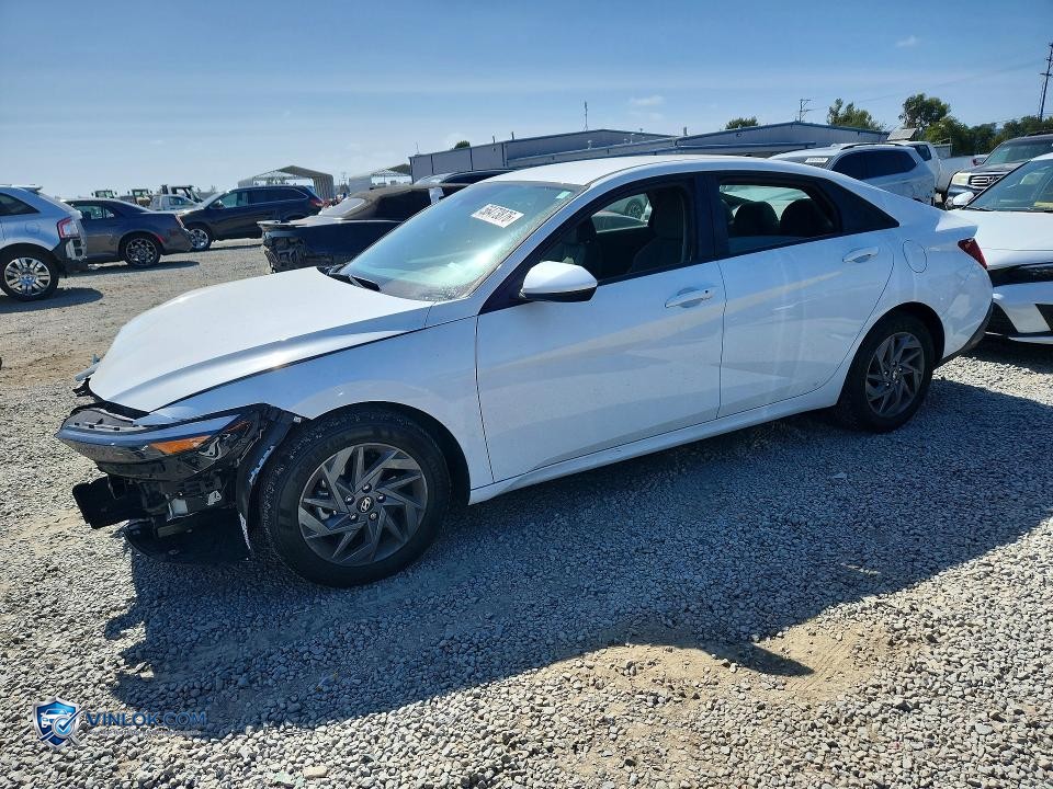 2024 HYUNDAI ELANTRA SEL – Lot 56473876 auction photo
