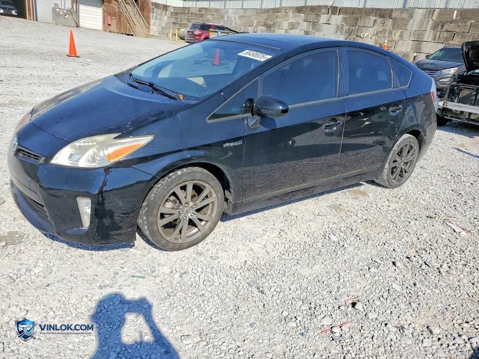 2014 TOYOTA PRIUS THREE – Lot 56498926 auction photo