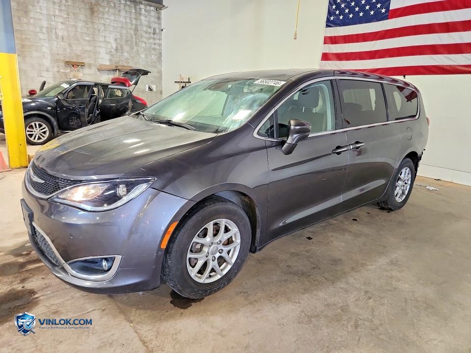 2020 CHRYSLER PACIFICA TOURING – Lot 56502746 auction photo