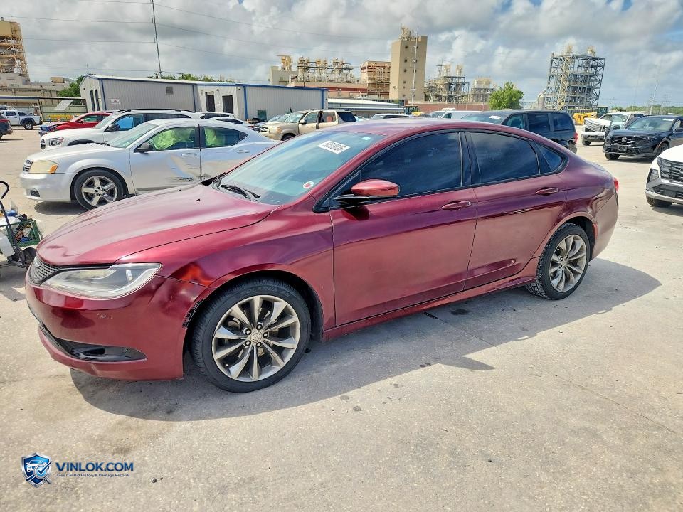 2015 CHRYSLER 200 S – Lot 56539026 auction photo