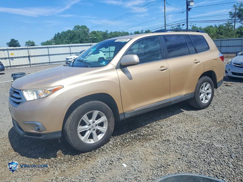 2013 TOYOTA HIGHLANDER SE – Lot 56546376 auction photo