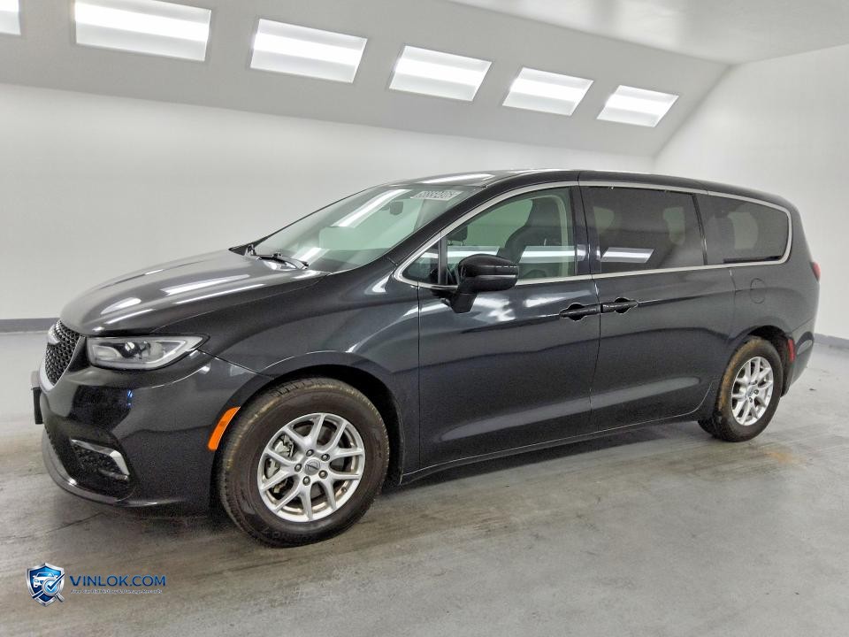 2023 CHRYSLER PACIFICA TOURING L – Lot 56550496 auction photo