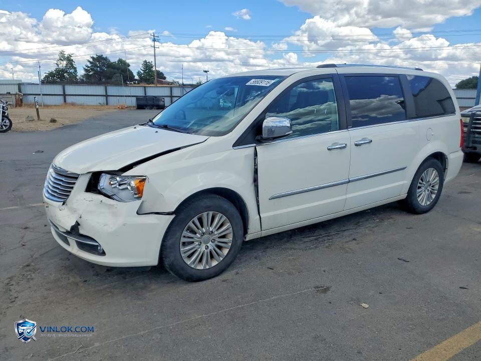 2013 CHRYSLER TOWN & COUNTRY LIMITED – Lot 56609116 auction photo