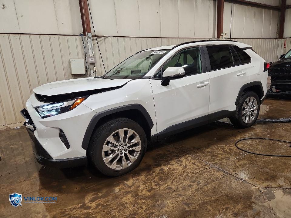 2024 TOYOTA RAV4 XLE PREMIUM – Lot 56623026 auction photo