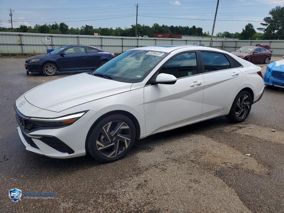 2025 HYUNDAI ELANTRA SEL – Lot 56632806 auction photo