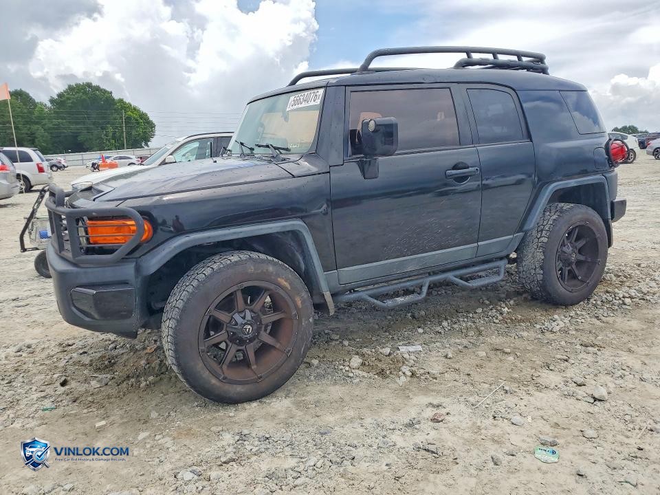 2007 TOYOTA FJ CRUISER BASE – Lot 56634076 auction photo