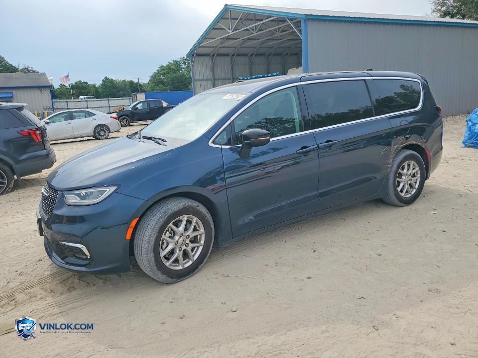 2024 CHRYSLER PACIFICA TOURING L – Lot 56636476 auction photo