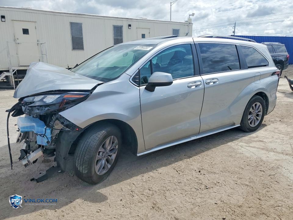 2025 TOYOTA SIENNA XLE 8-PASSENGER – Lot 56638666 auction photo