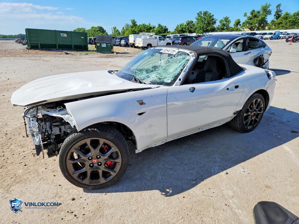 2019 FIAT 124 SPIDER CLASSICA – Lot 56640156 auction photo