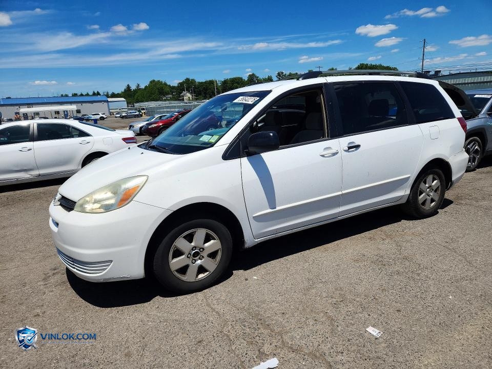 2005 TOYOTA SIENNA LE 8 PASSENGER – Lot 56640276 auction photo