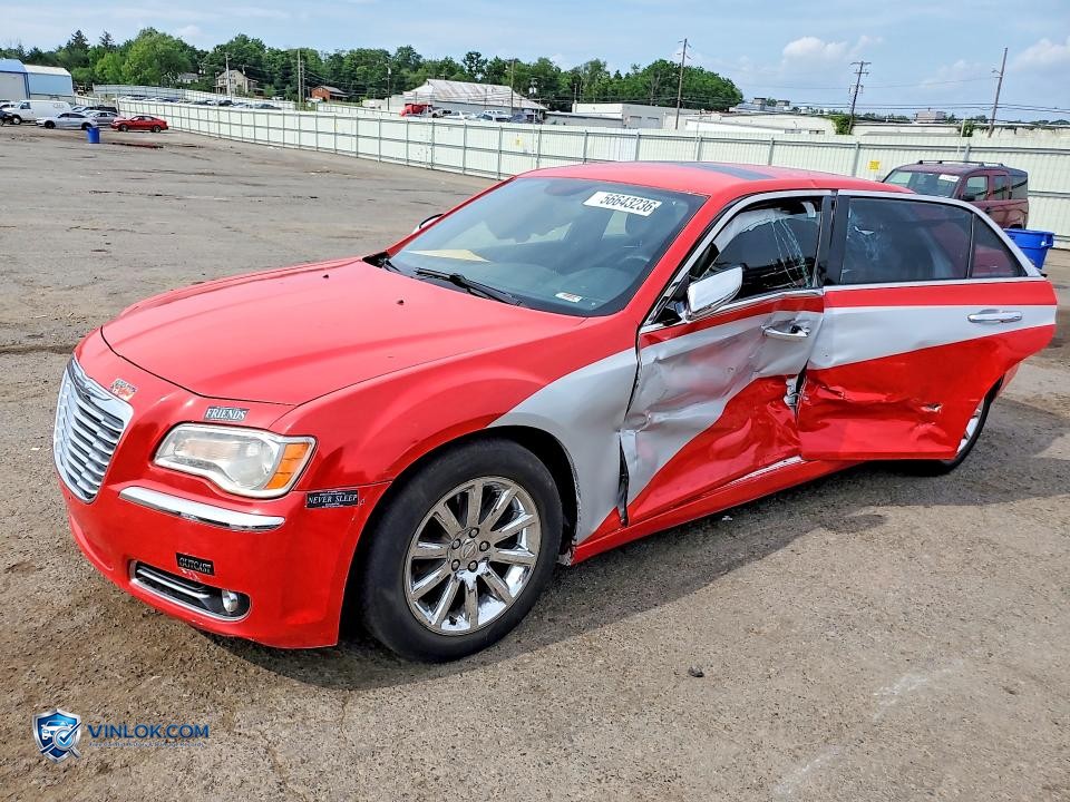 2013 CHRYSLER 300C LUXURY – Lot 56643236 auction photo