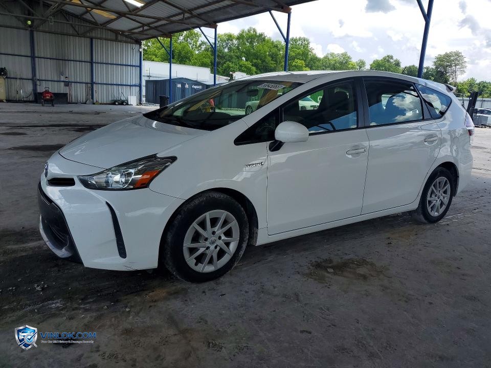 2017 TOYOTA PRIUS V TWO – Lot 56645866 auction photo