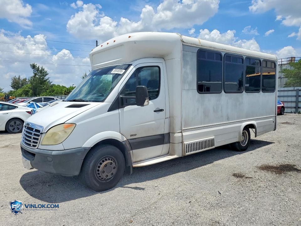 2013 FREIGHTLINER SPRINTER 3500 – Lot 56646896 auction photo