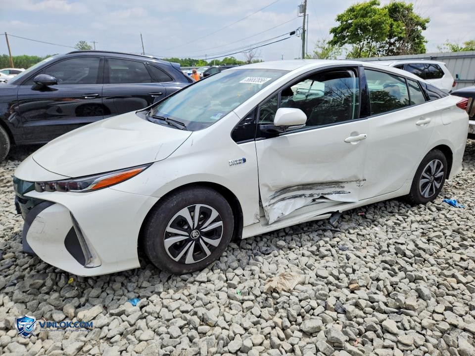 2017 TOYOTA PRIUS PRIME PREMIUM – Lot 56652856 auction photo