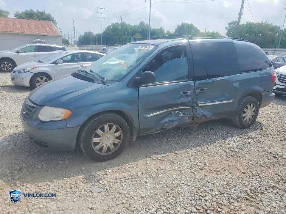 2006 CHRYSLER TOWN & COUNTRY TOURING – Lot 56653976 auction photo