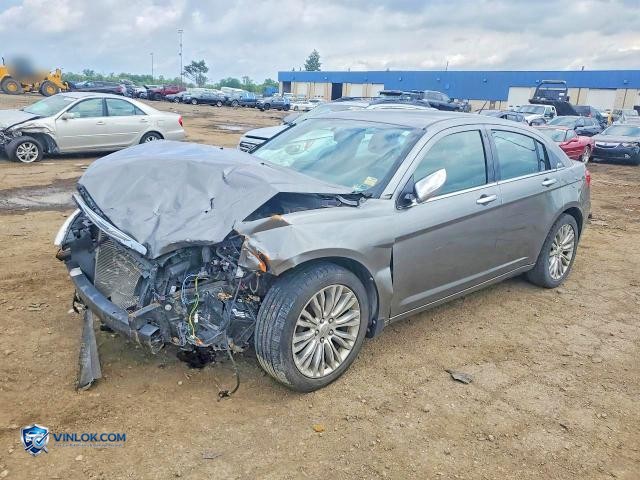 2013 CHRYSLER 200 LIMITED – Lot 56668006 auction photo