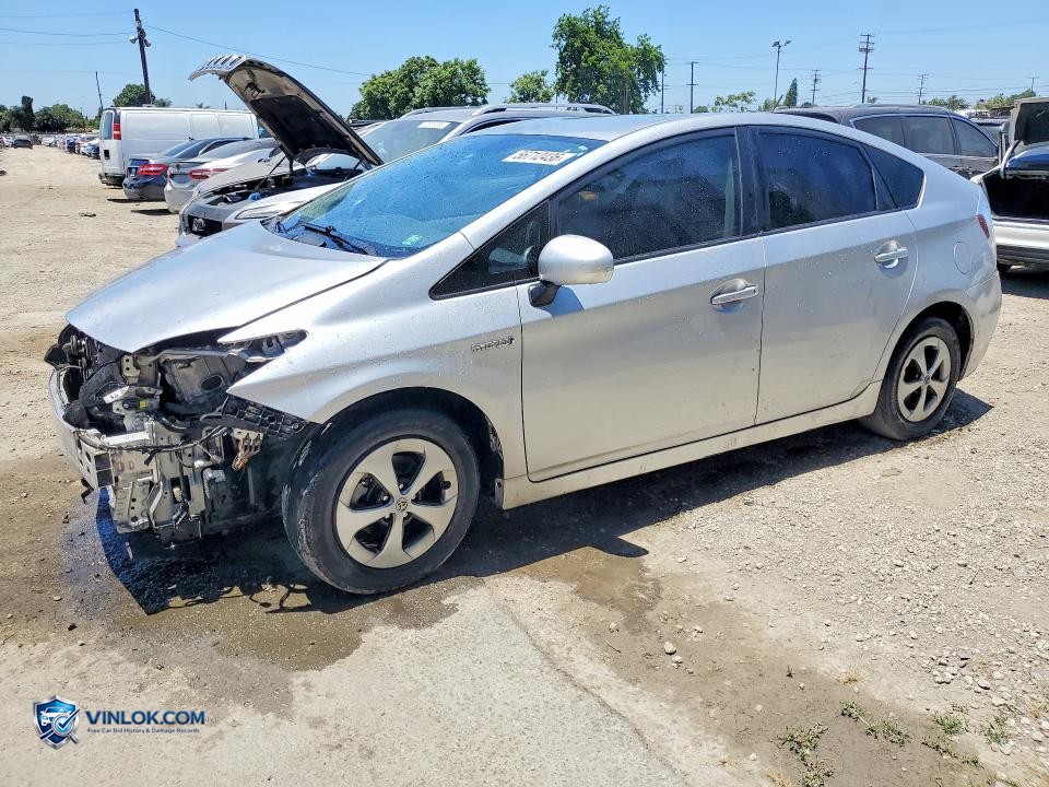 2013 TOYOTA PRIUS FOUR – Lot 56712436 auction photo