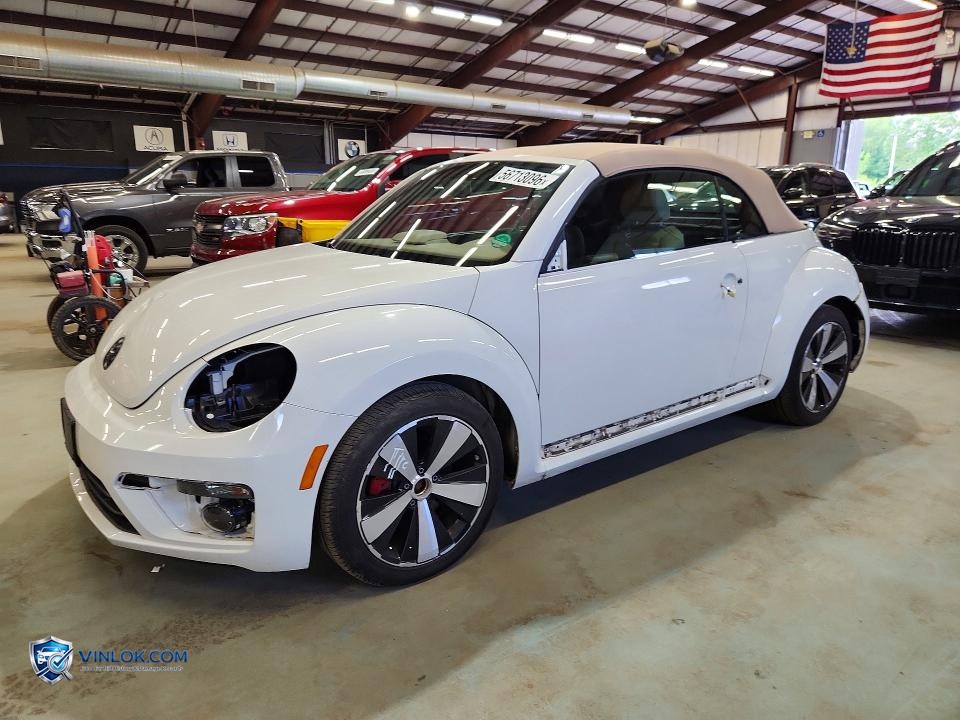 2013 VOLKSWAGEN BEETLE TURBO – Lot 56713096 auction photo