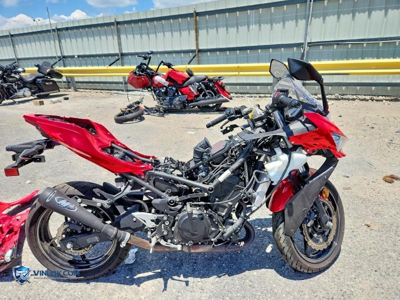 2021 KAWASAKI EX400 – Lot 56719036 auction photo