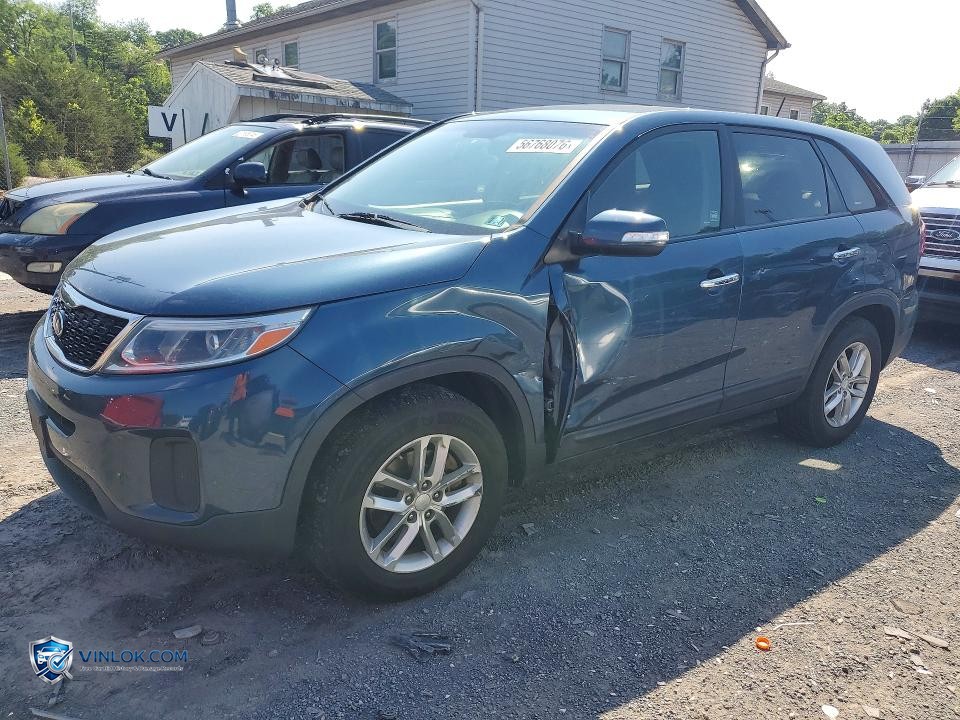 2015 KIA SORENTO LX – Lot 56768076 auction photo