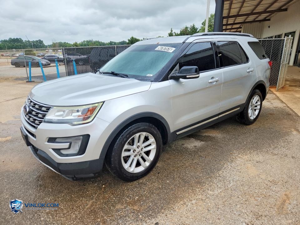 2017 FORD EXPLORER XLT – Lot 56787576 auction photo