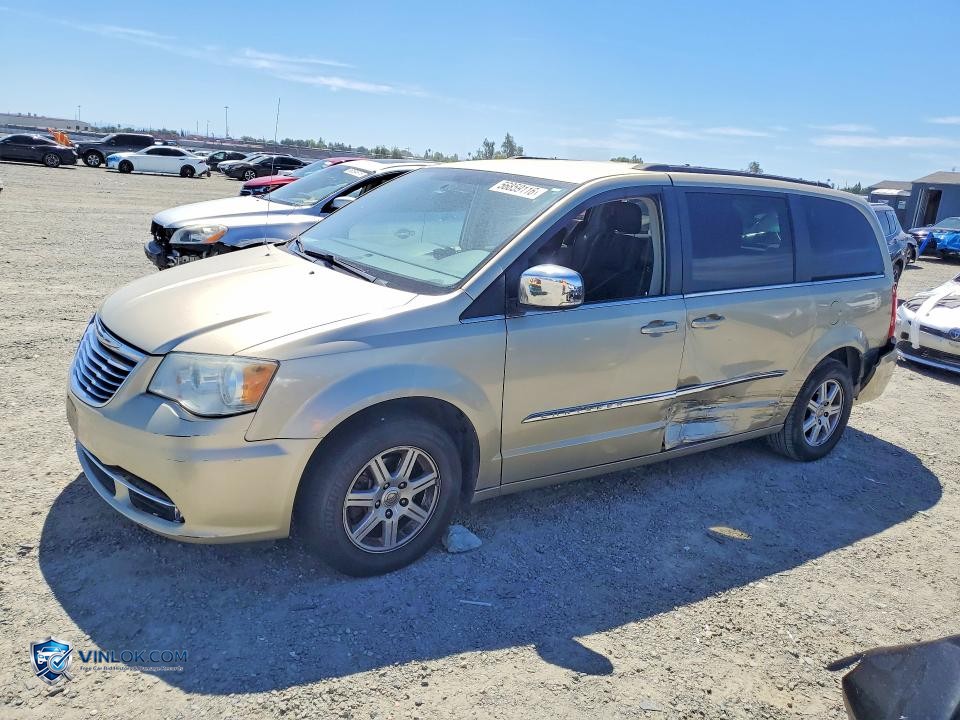 2011 CHRYSLER TOWN & COUNTRY TOURING L – Lot 56859116 auction photo