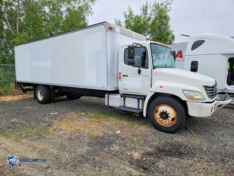 2009 HINO 338 BOX TRUCK – Lot 56864796 auction photo