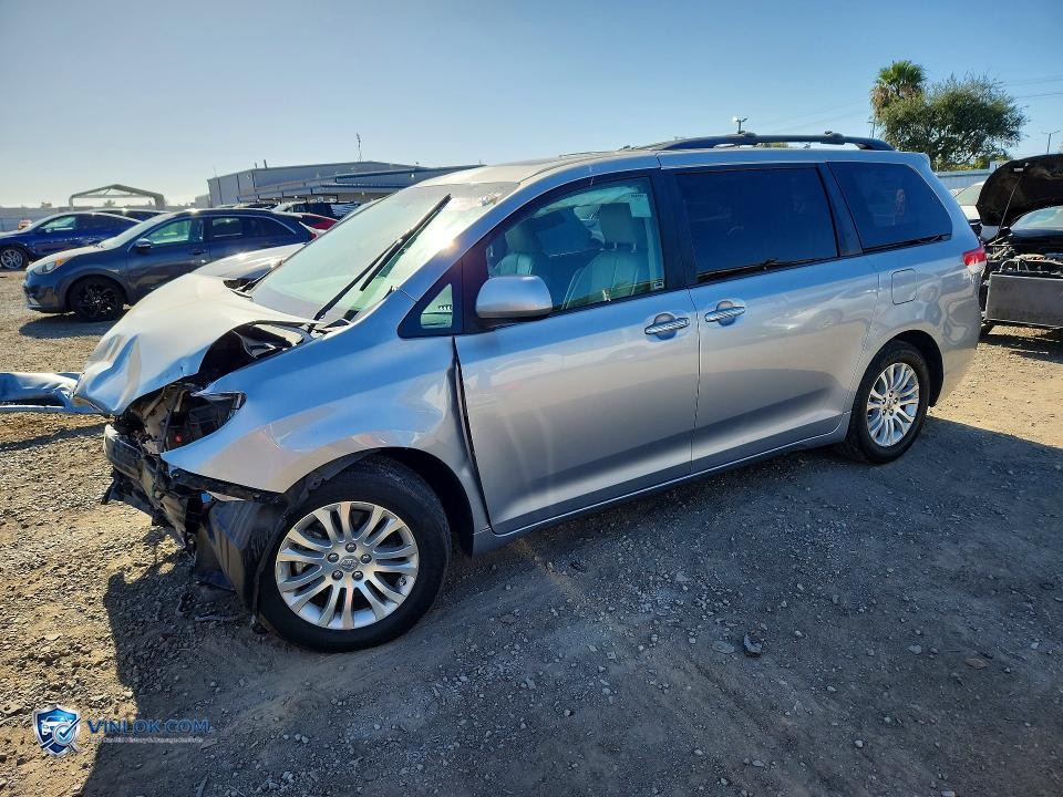 2011 TOYOTA SIENNA XLE 8-PASSENGER – Lot 56973786 auction photo
