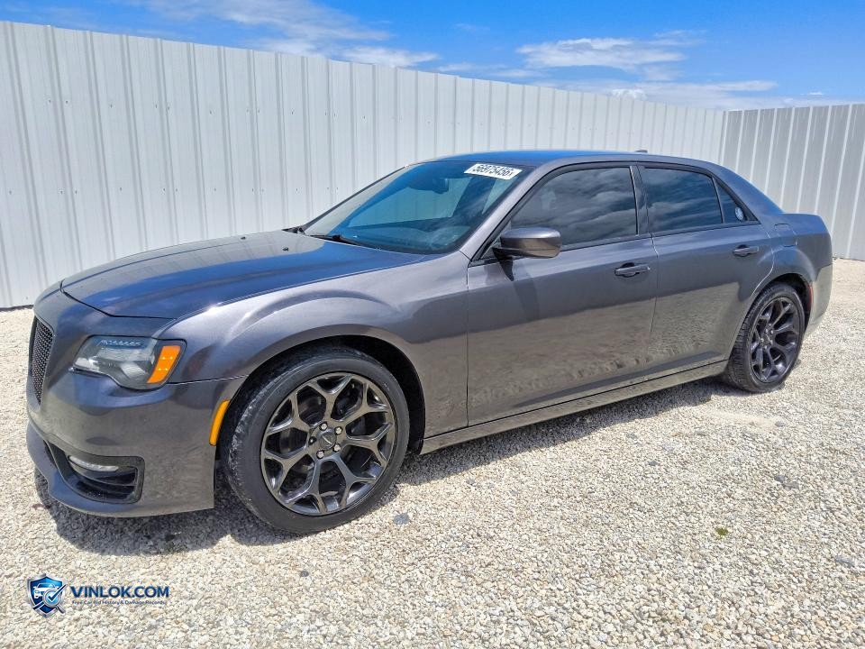2019 CHRYSLER 300 S – Lot 56975456 auction photo