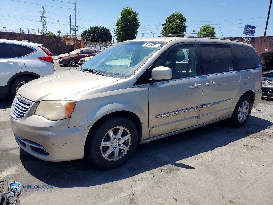 2013 CHRYSLER TOWN & COUNTRY TOURING – Lot 57004366 auction photo