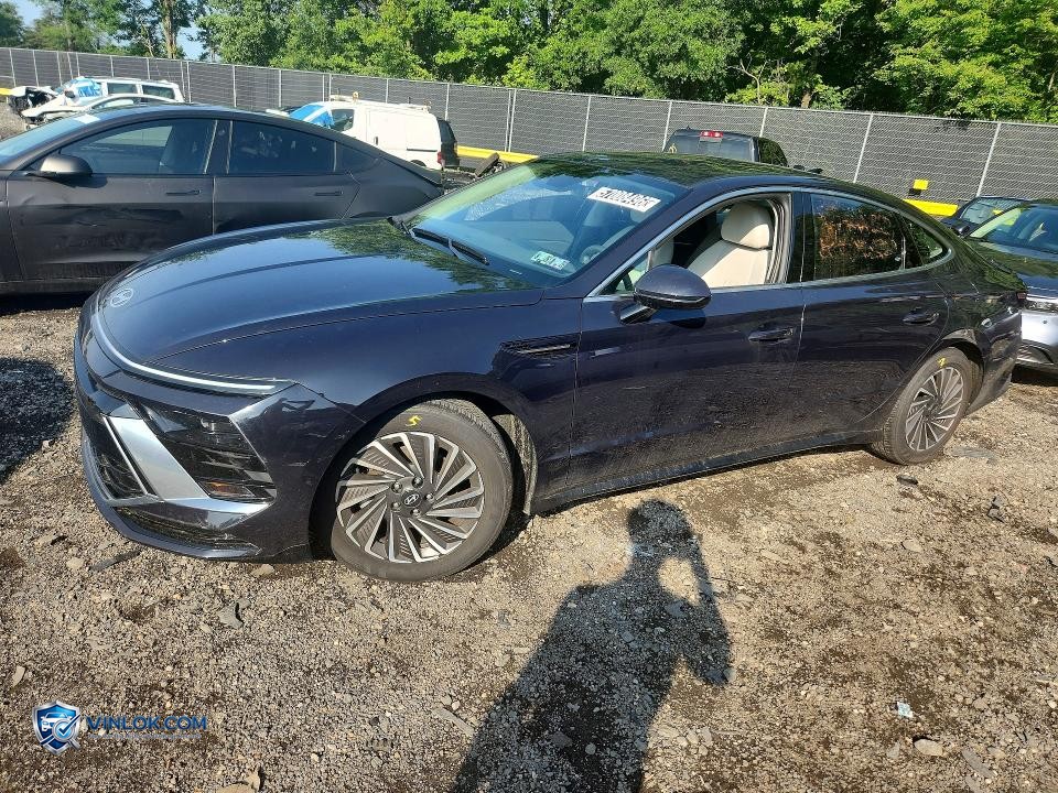2025 HYUNDAI SONATA HYBRID SEL – Lot 57008496 auction photo
