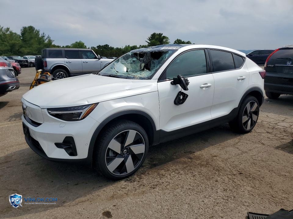 2023 VOLVO C40 RECHARGE ULTIMATE – Lot 57011376 auction photo